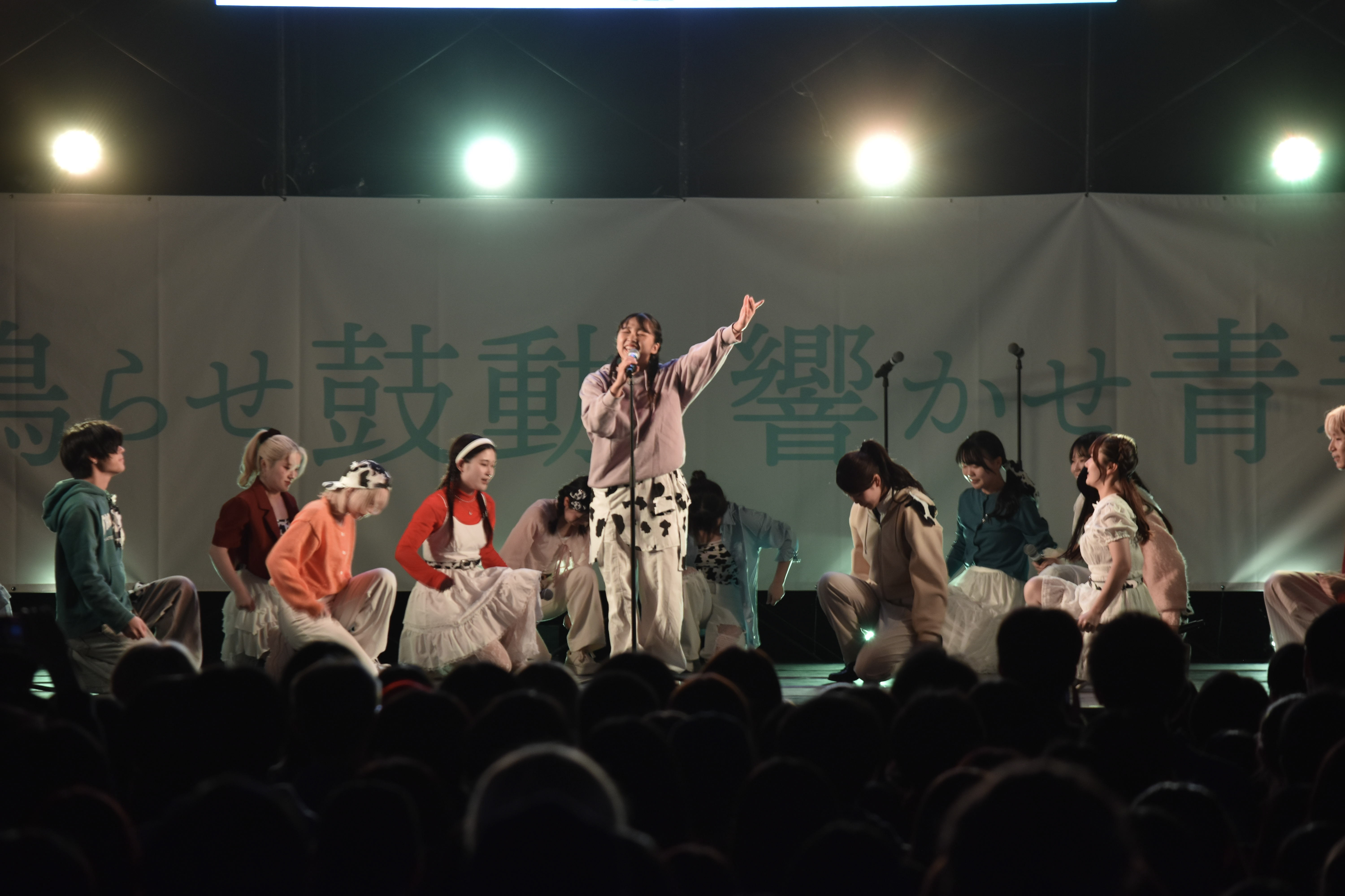 明大祭の写真